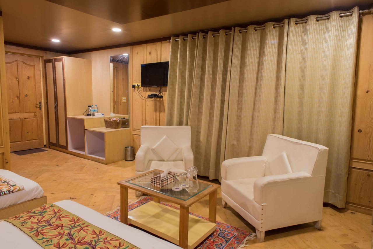 Hotel Imperial Resorts Sonāmarg Extérieur photo